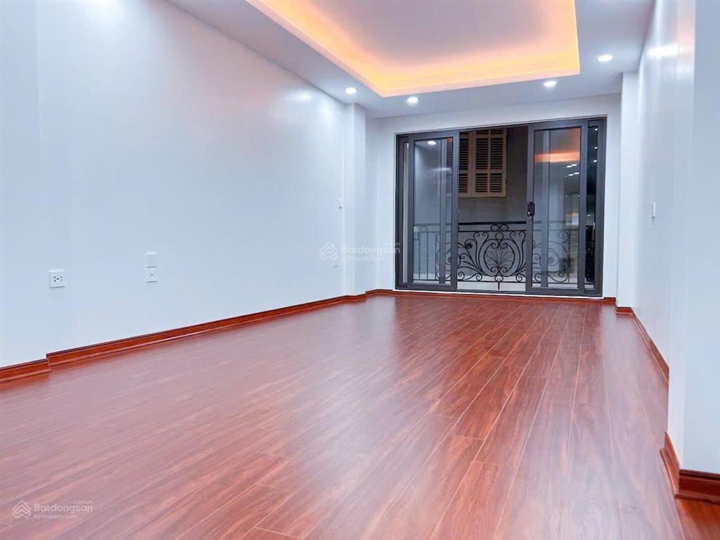 Bán nhà mặt phố sông sét, hoàng mai 100m2 x 6t thang máy  vỉa hè  kinh doanh  giá 39.5 tỷ