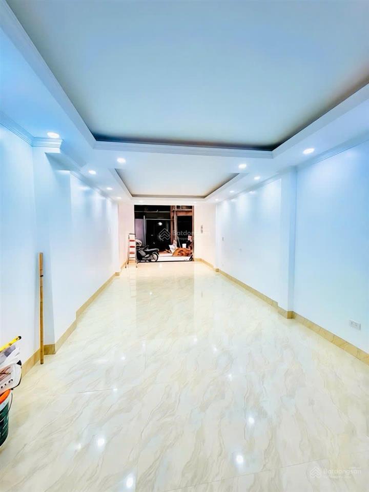 Bán nhà mới ngã tư sở, thang máy, kinh doanh, ô tô tránh, vỉa hè, 55m2*8t giá 28.5 tỷ, thanh xuân
