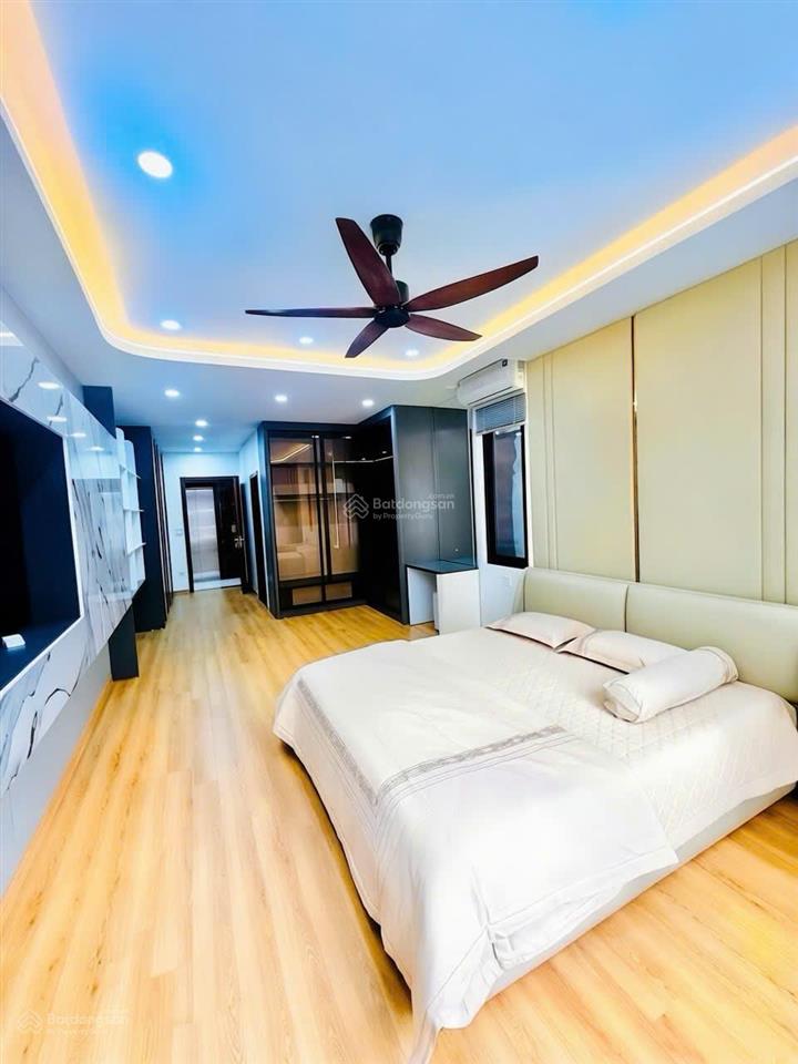 Bán nhà mới ngã tư sở, thang máy, kinh doanh, ô tô tránh, vỉa hè, 55m2*8t giá 28.5 tỷ, thanh xuân