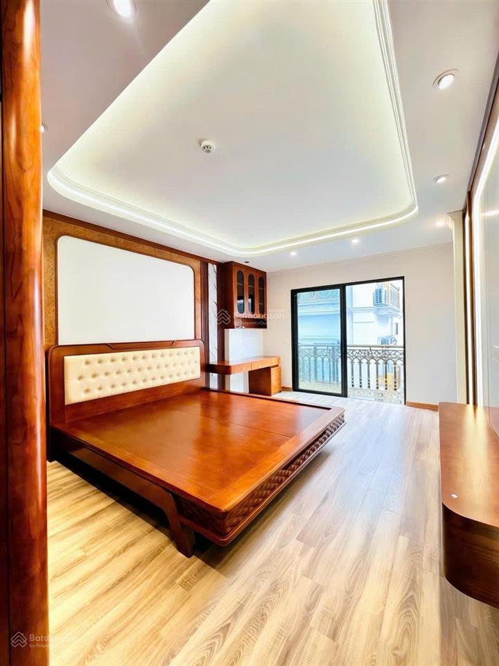 Bán nhà mới trần quốc hoàn, cầu giấy 45m2x7t thang máy, ô tô tránh, vỉa hè chỉ 21 tỷ