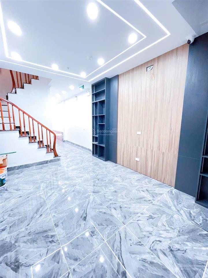 Bán nhà mới tam trinh, hoàng mai 65m2 x 6t thang máy  ô tô vào  kinh doanh  giá 22 tỷ