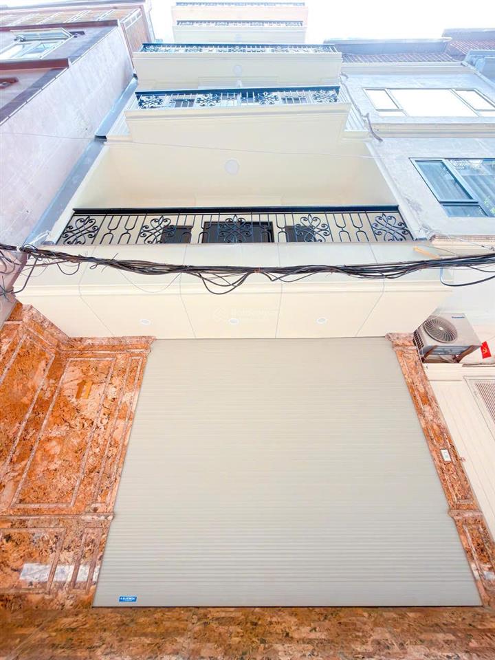 Bán nhà mới đội nhân, ba đình  45m2 x 7 tầng thang máy  ô tô vào  giá 24.5 tỷ
