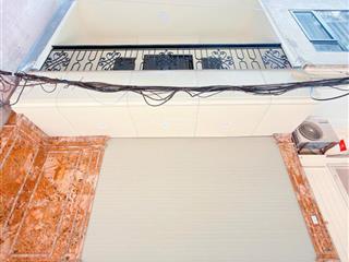 Bán nhà mới đội nhân, ba đình  45m2 x 7 tầng thang máy  ô tô vào  giá 24.5 tỷ
