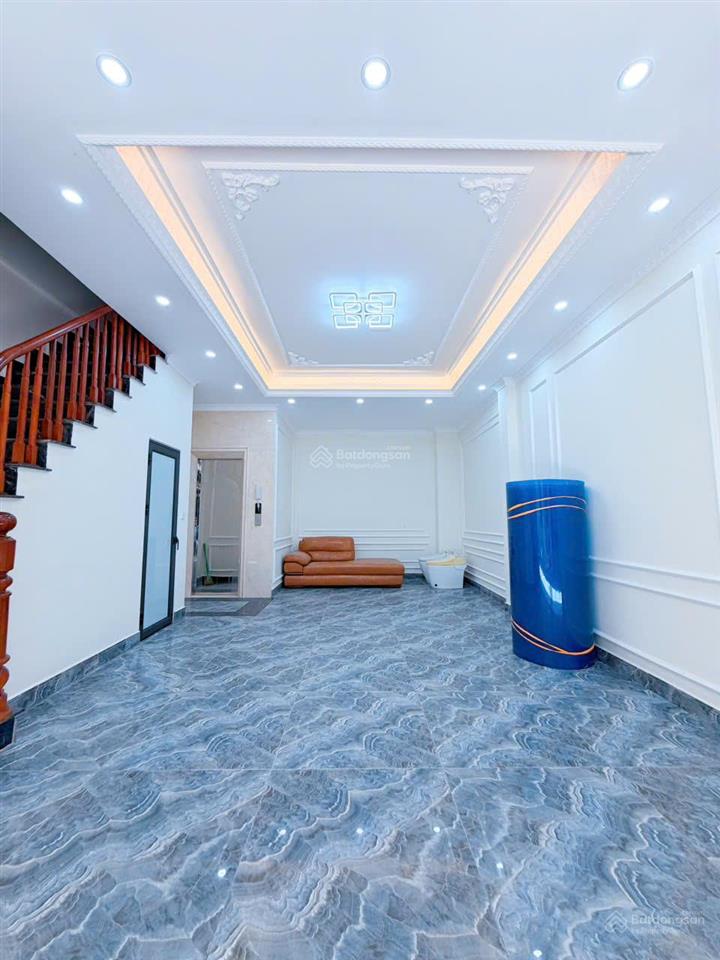 Bán nhà mới đội nhân, ba đình  45m2 x 7 tầng thang máy  ô tô vào  giá 24.5 tỷ