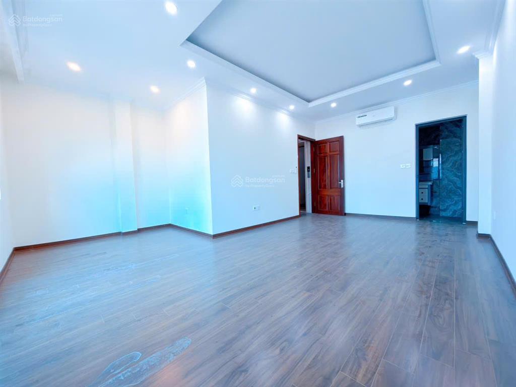 Bán nhà mới đội nhân, ba đình  45m2 x 7 tầng thang máy  ô tô vào  giá 24.5 tỷ
