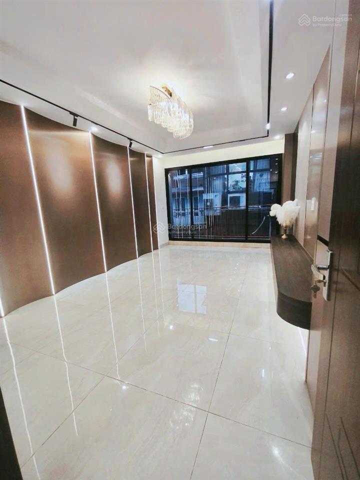 Bán nhà mặt phố đông các, đống đa 62m2x5t thang máy, kinh doanh đỉnh  32.5 tỷ