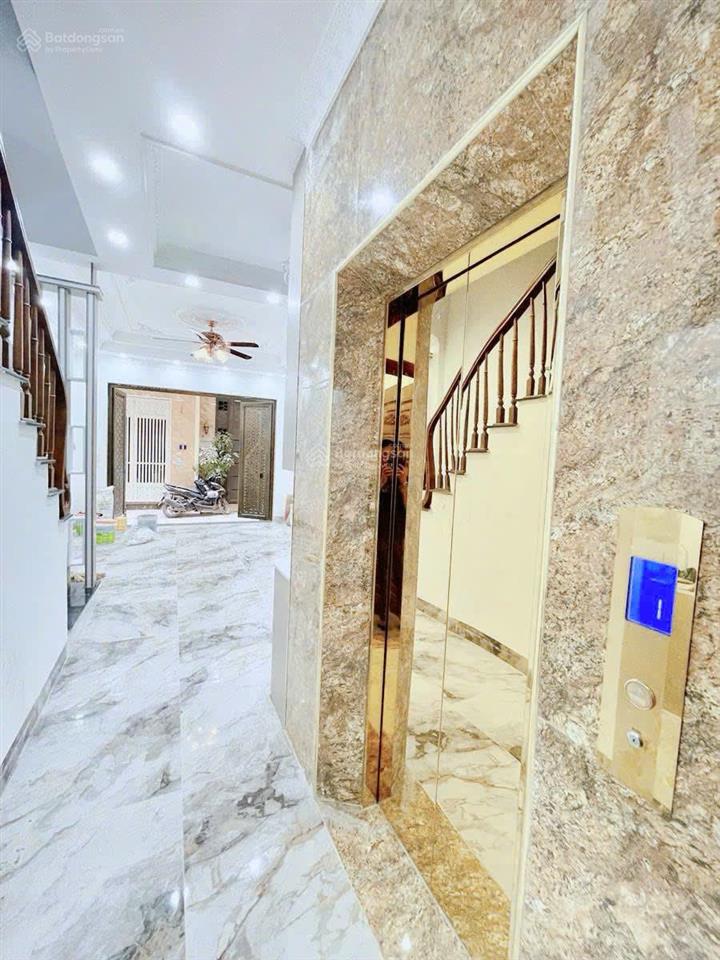 Bán nhà văn cao, ba đình 55m2 6t thang máy ô tô vf3 vào 2 mặt thoáng gần hồ tây 19.5 tỷ