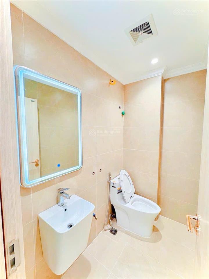 Bán nhà mới 7 tầng thang máy, cạnh kđt đền lừ, ô tô tránh  45m2x7t, giá 20.5 tỷ hoàng mai