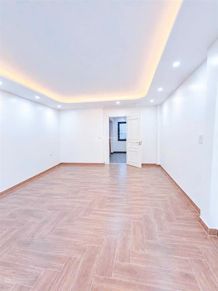 Bán nhà kim mã ba đình 55m2*8 tầng, thang máy, ô tô tránh, kinh doanh, 26.8 tỷ