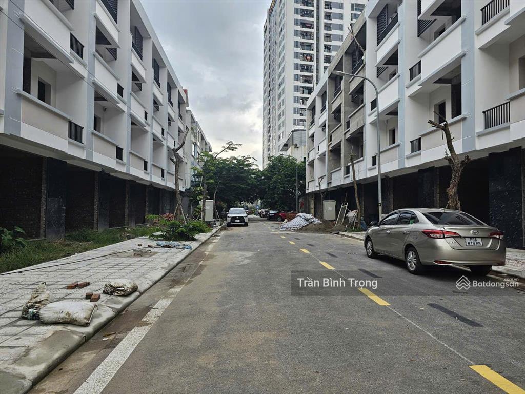 Cần bán nhà 4 tầng 105m2, 5.9 tỷ xây thô băng 2 phạm văn đồng, tích sơn, vĩnh yên