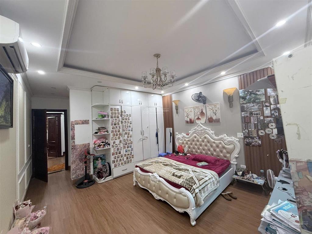 Bán nhà 3 tầng mặt phố phan chu trinh, vĩnh phúc giá tot, 170m2, 8m mặt tiền