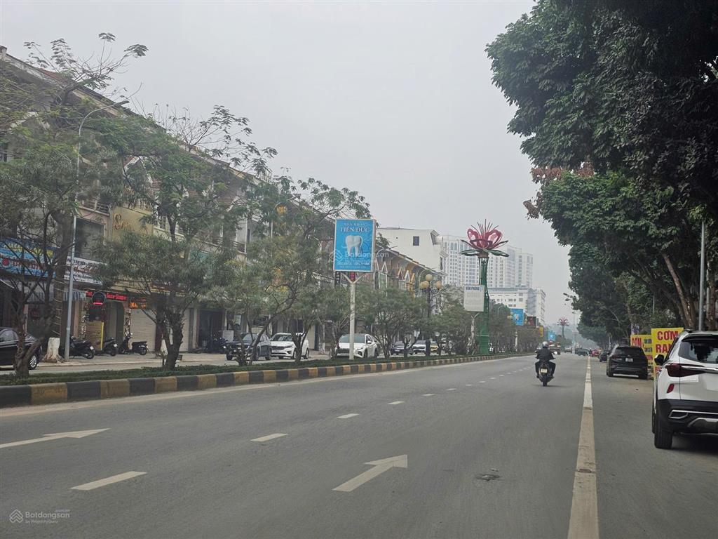 Cần bán nhà 4 tầng 100m2, thang máy, mặt phố kd, 6.5 tỷ tại trung tâm vĩnh yên, vĩnh phúc