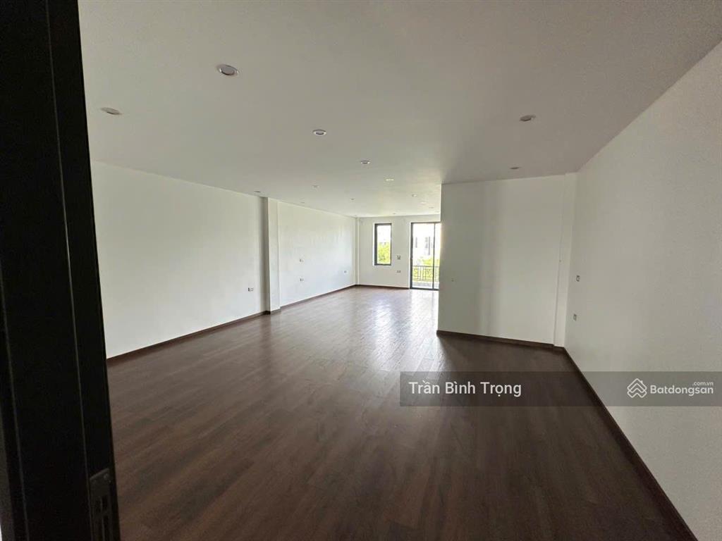 Bán nhà mặt phố 4 tầng, 114m2, 10,8 tỷ tại đường lý nam đế, phường vĩnh yên, phú thọ