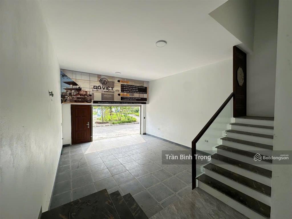 Bán nhà mặt phố 4 tầng, 114m2, 10,8 tỷ tại đường lý nam đế, phường vĩnh yên, phú thọ