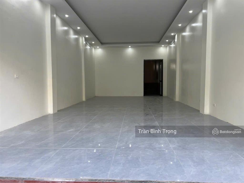 Bán nhà mặt phố 4 tầng, 114m2, 10,8 tỷ tại đường lý nam đế, phường vĩnh yên, phú thọ