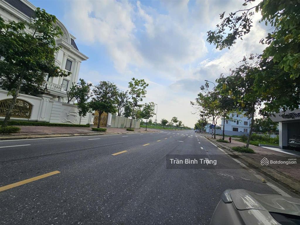 Cần bán lô góc 296m2 x 15m mặt tiền tại kđt nam vĩnh yên vị trí đẹp, tiềm năng khai