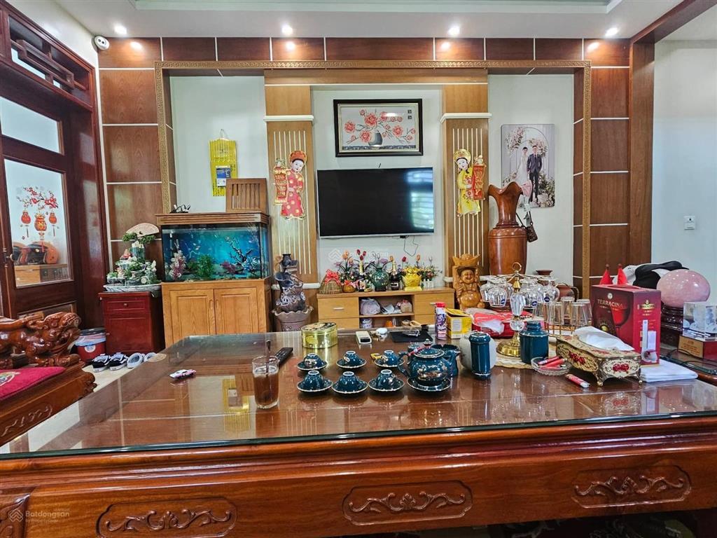 Bán nhà 4 tầng tại tdp chợ tổng, 7,1 tỷ, 100m2, 3 thoáng, nhà đẹp full nội thất sang xịn!