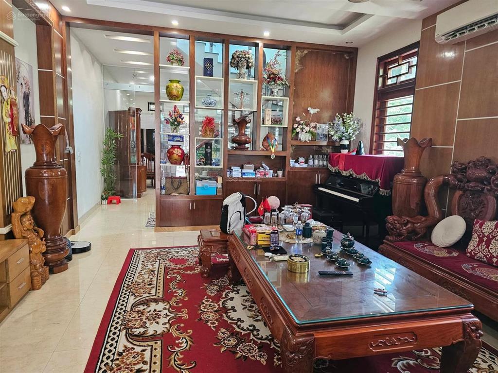 Bán nhà 4 tầng tại tdp chợ tổng, 7,1 tỷ, 100m2, 3 thoáng, nhà đẹp full nội thất sang xịn!