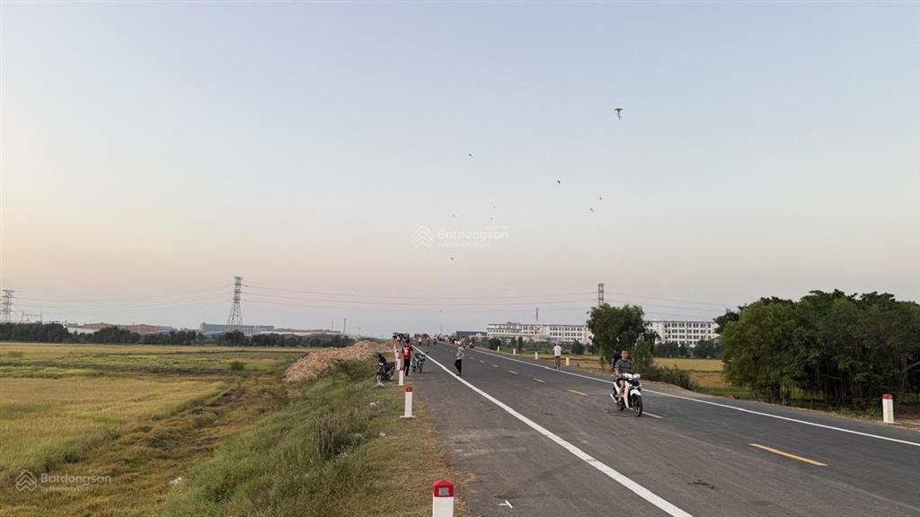 8500m2 đất thổ cư, mặt tiền đường nhựa, đức hòa, liền kề 2 kcn, giá rẻ