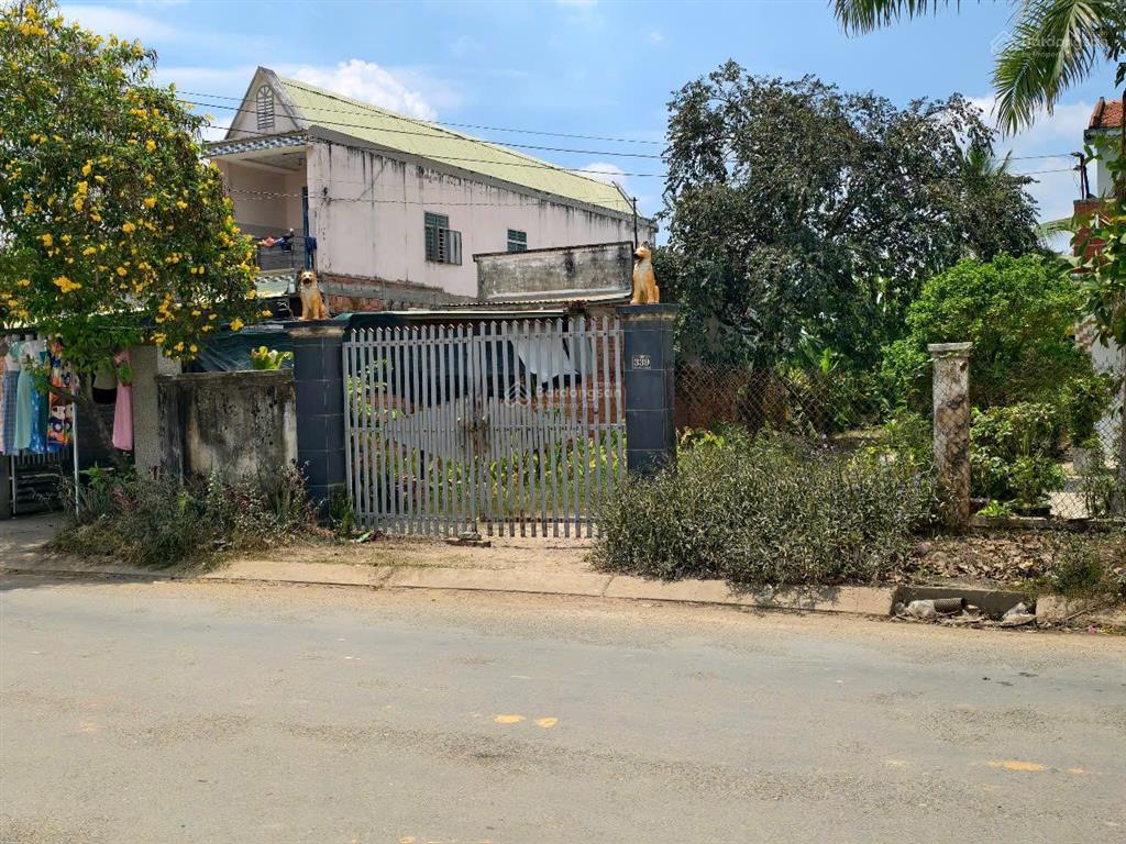 761 m2 đất thổ cư, mặt tiền đt 821 đức hòa, giá ngộp