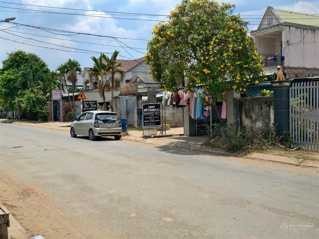 761 m2 đất thổ cư, mặt tiền đt 821 đức hòa, giá ngộp