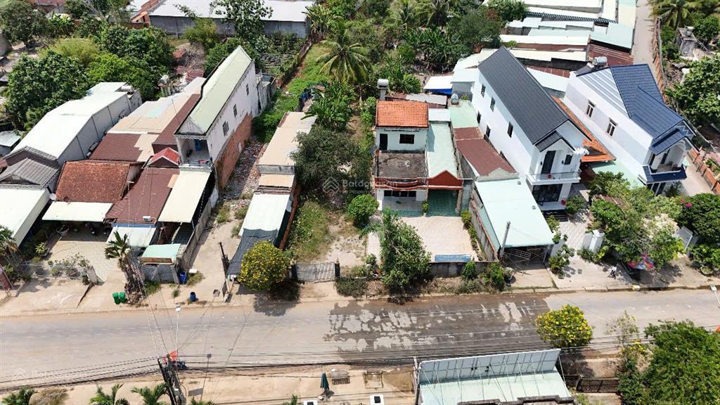 761 m2 đất thổ cư, mặt tiền đt 821 đức hòa, giá ngộp