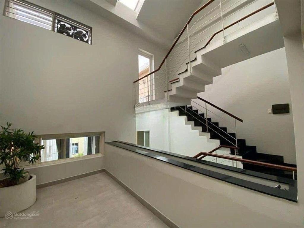 Cho thuê nhà 69/20a nguyễn gia trí, phường 25, quận bình thạnh
