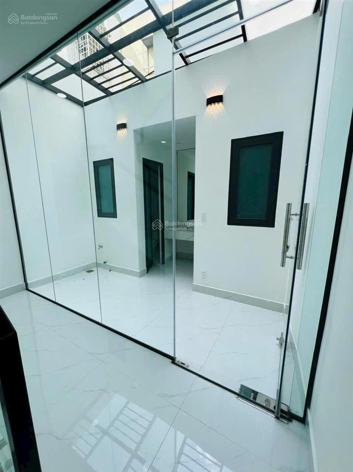 Cho thuê nhà mặt tiền 40a phan đình phùng, phường cầu kiệu, thành phố hồ chí minh