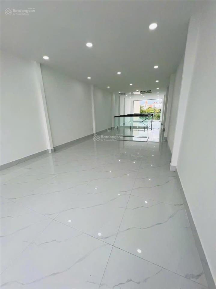 Cho thuê nhà mặt tiền 40a phan đình phùng, phường cầu kiệu, thành phố hồ chí minh
