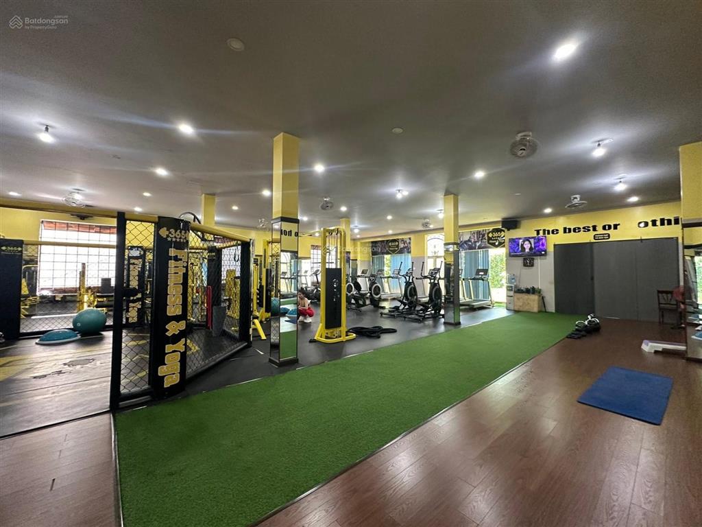 Mặt tiền lê duẩn, p. tân thành, tp. bmt 10,52m x 22,36m nở hậu 11,94m