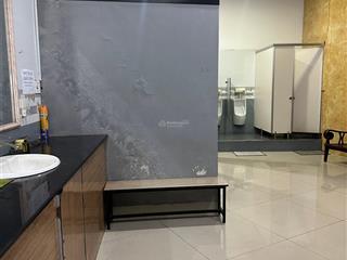 Mặt tiền lê duẩn, p. tân thành, tp. bmt 10,52m x 22,36m nở hậu 11,94m