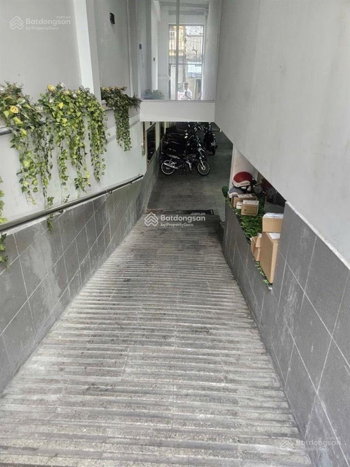 Chính chủ bán toà nhà chdv đường nguyễn trãi quận 5 gồm 35 chdv đầy đủ nội thất, cho thuê 130tr