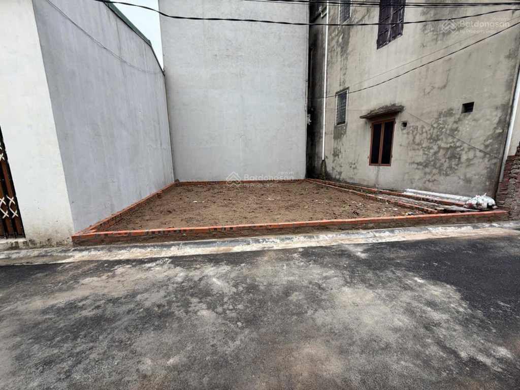 Bán đất tại đình trung xuân nộn đông anh, 3,3 tỷ, 46,8m2  giá ưu đãi!
