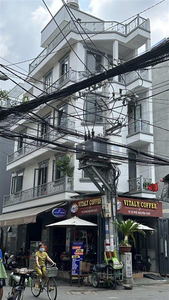 Bán nhà 2 mặt tiền hẻm xe tải vị trí đẹp nhất khu. giá 16,9 tỷ