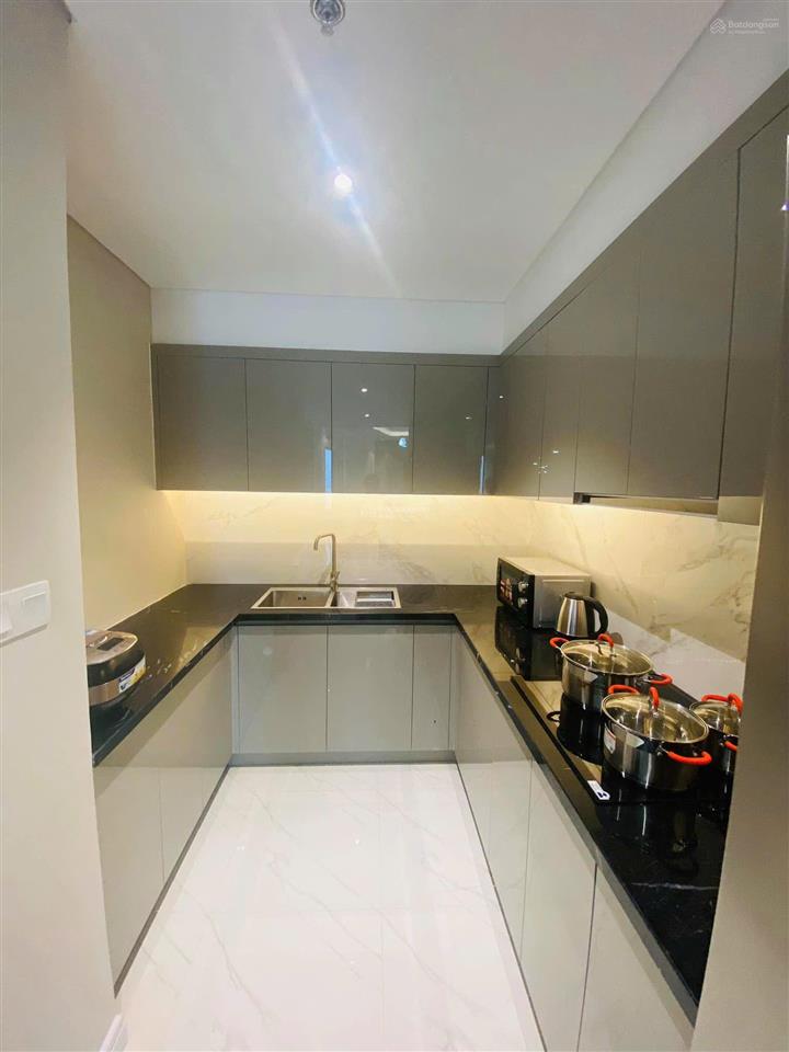 Cực hot!!! chính chủ cần bán gấp căn hộ 3n2wc có ban công ở dự án king palace 108 nguyễn trãi