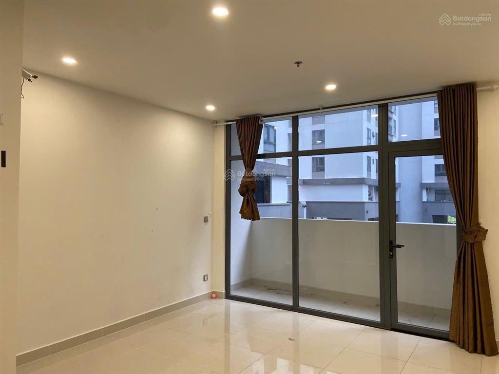 Cho thuê officetel q7 boulevard, 6.5 triệu, 35m2, 1wc, nhà trống cđt