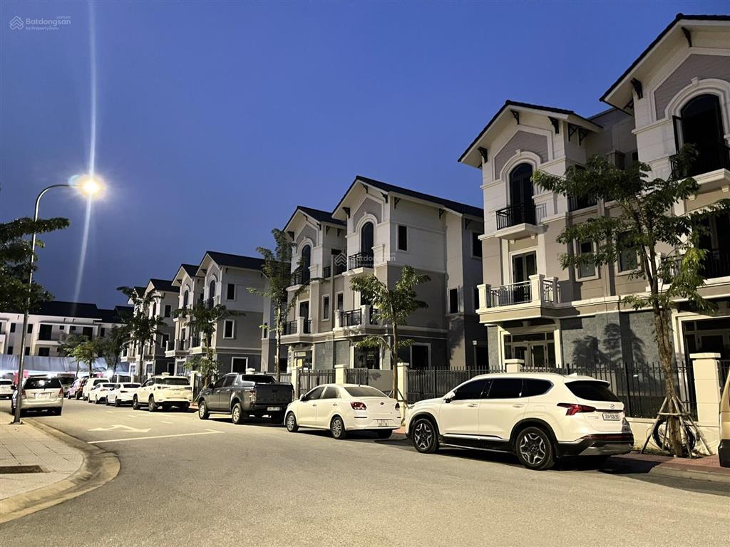 Bán biệt thự song lập giá tốt tại vsip từ sơn  ngay cạnh hà nội.