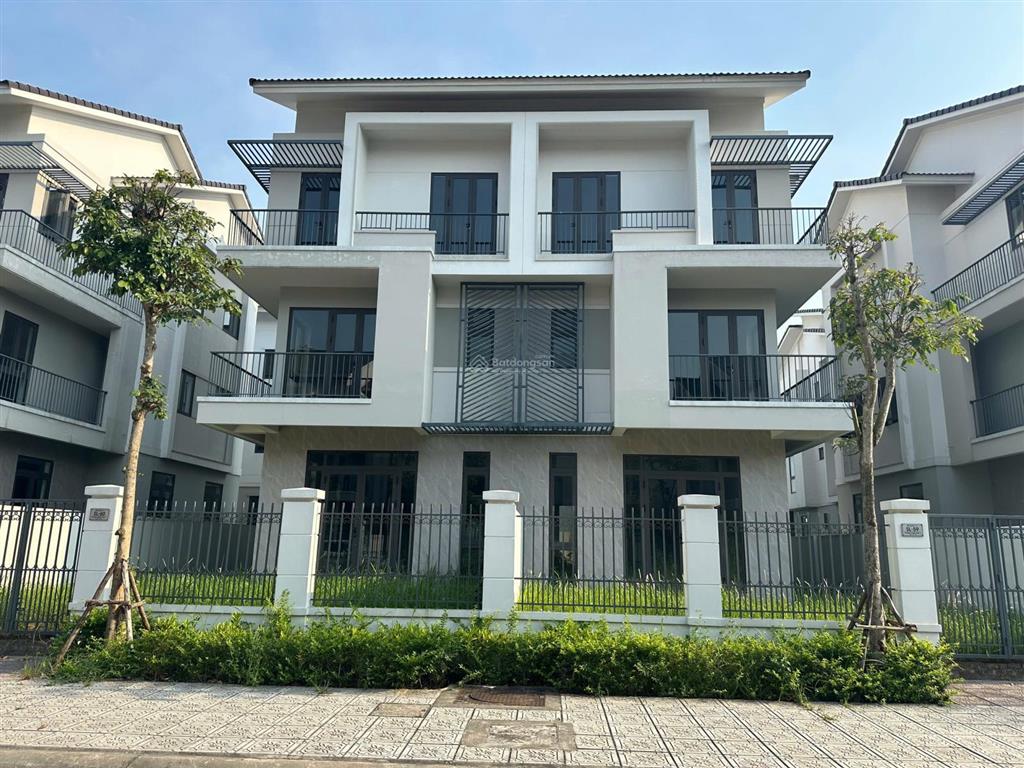 Giá quá tốt bán biệt thự song lập hướng nam centa vsip bắc ninh