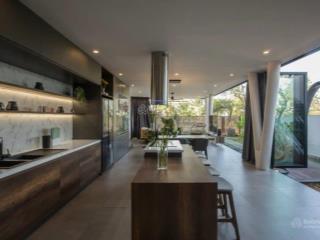 1 căn bt 3t ngộp view hồ 255m2 mt10 kđt fpt đường rộng 8m lề 5m cn3pn+wc+penthouse sẵn 60tr sát sea