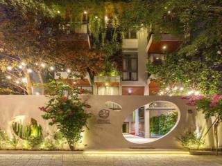 Cắt lỗ bt 5t hồ bơi view biển ngay khu phố hàn 240m2 mt12m 10pn+wc full ntcc sẵn dòng tiền 200tr/th