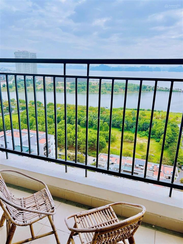 Cần bán nhanh căn 2 phòng ngủ 2 vệ sinh chính biển