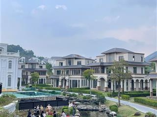 Biệt thự cạnh xanh villas, nhận nhà và sang tên sổ đỏ luôn giá tốt hơn 66tr/m2 cả nhà và đất