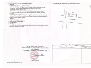 Bán căn góc ngã tư 3 mặt tiền giá 650 triệu với mặt tiền 5m, gần formosa và vinfast