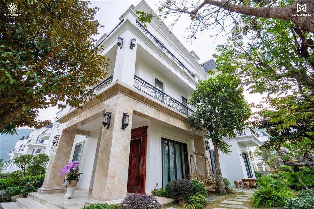 Biệt thự xanh villas khu b giá tốt 17 tỷ một căn diện tích 214 m2 sẵn sổ lâu dài bàn giao ngay