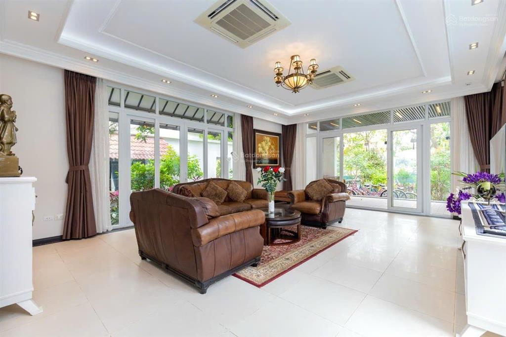 Cho thuê biệt thự 554m2 15 triệu/tháng full nội thất diện xanh villas gần trường đhqg hòa lạc