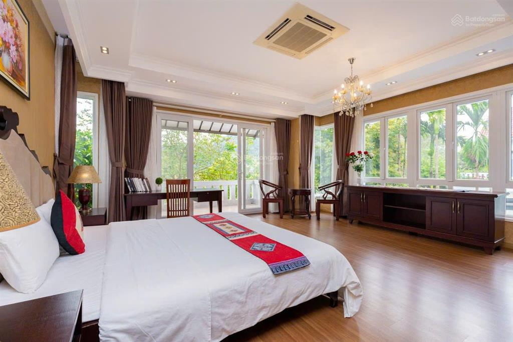Cho thuê biệt thự 554m2 15 triệu/tháng full nội thất diện xanh villas gần trường đhqg hòa lạc
