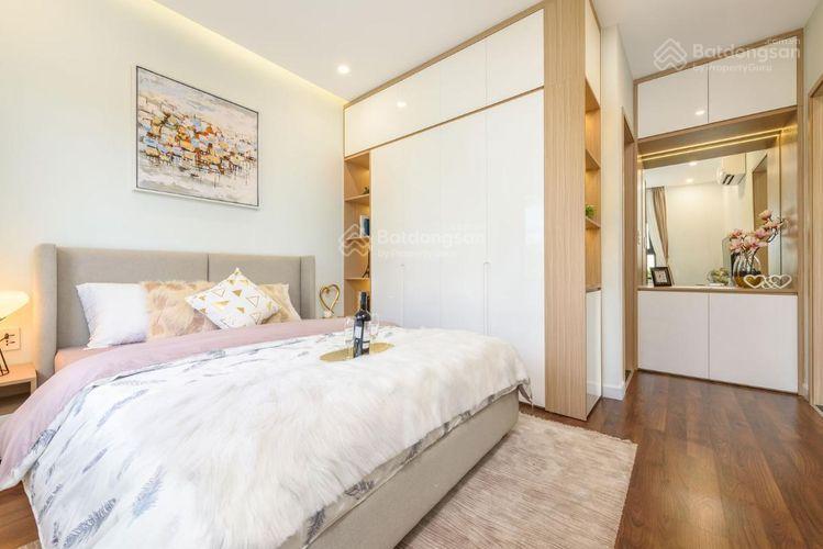 Bán căn 3pn view đông nam tầng cao giá 4 tỷ có rèm máy lạnh