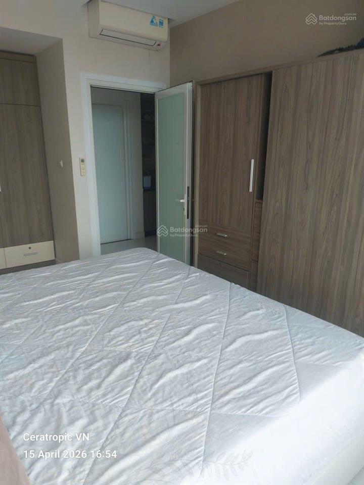 Cần bán căn 2pn 2wc 105m2 la casa q7 giá 5.7 tỷ nội thất như hình