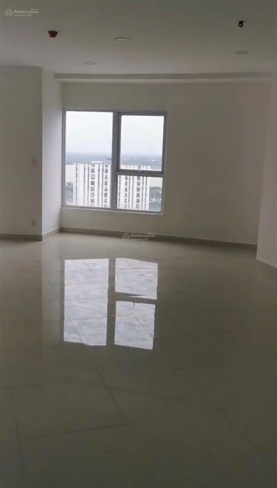 Cần bán căn 2pn 2wc 2.7 tỷ 78m2 ngay chung cư tulip tower số 15 hoàng quốc việt q7