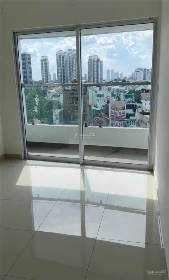 Cần bán căn 2pn 2wc 2.7 tỷ 78m2 ngay chung cư tulip tower số 15 hoàng quốc việt q7